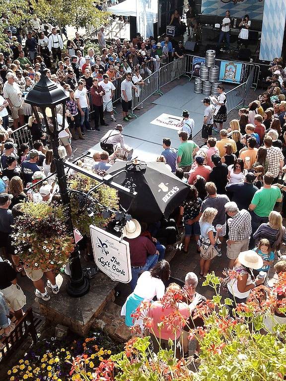 Ganze Wohnung, Raus aus der Hitze und rein in die Berge für den Sommer! in Vail Ski Resort, Vail