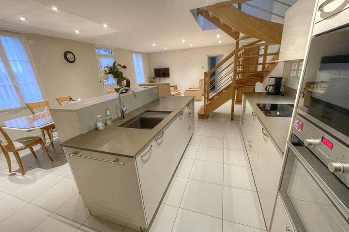 Gîte pour 7 personnes, avec Jardin