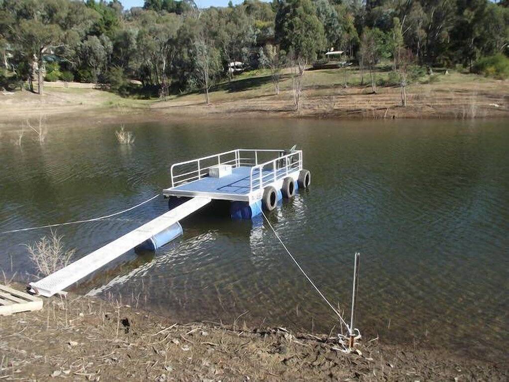 Holiday Home for 18 People in Taylor Bay, Shire of Murrindindi
