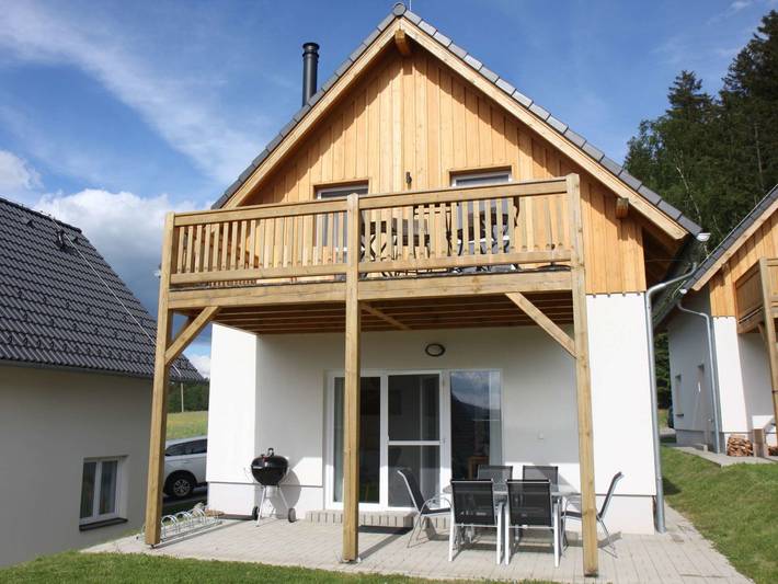 Ferienhaus für 5 Personen, mit Terrasse und Garten - 1