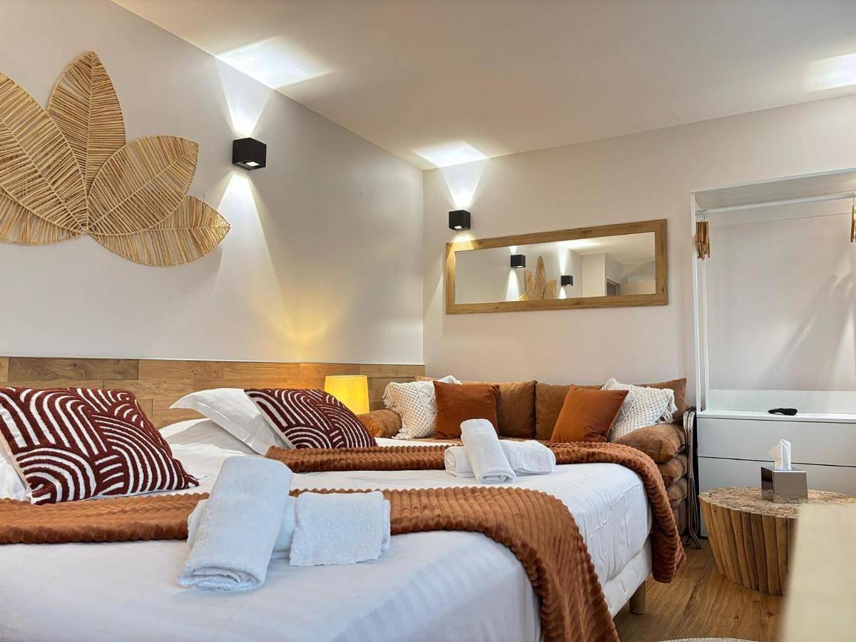 Double Room in Haybes, Parc naturel régional des Ardennes