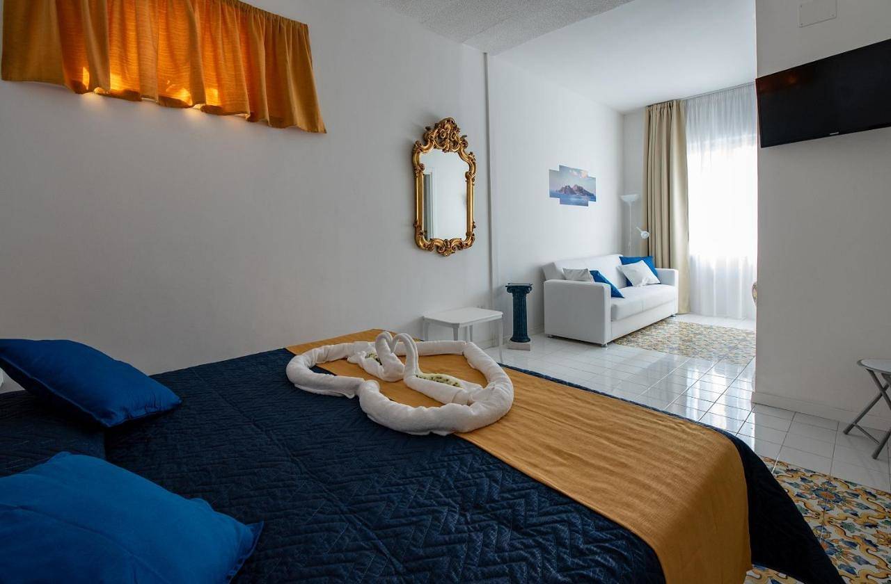 Quadruple Room with Terrace in Massa Lubrense, Sorrento Coast