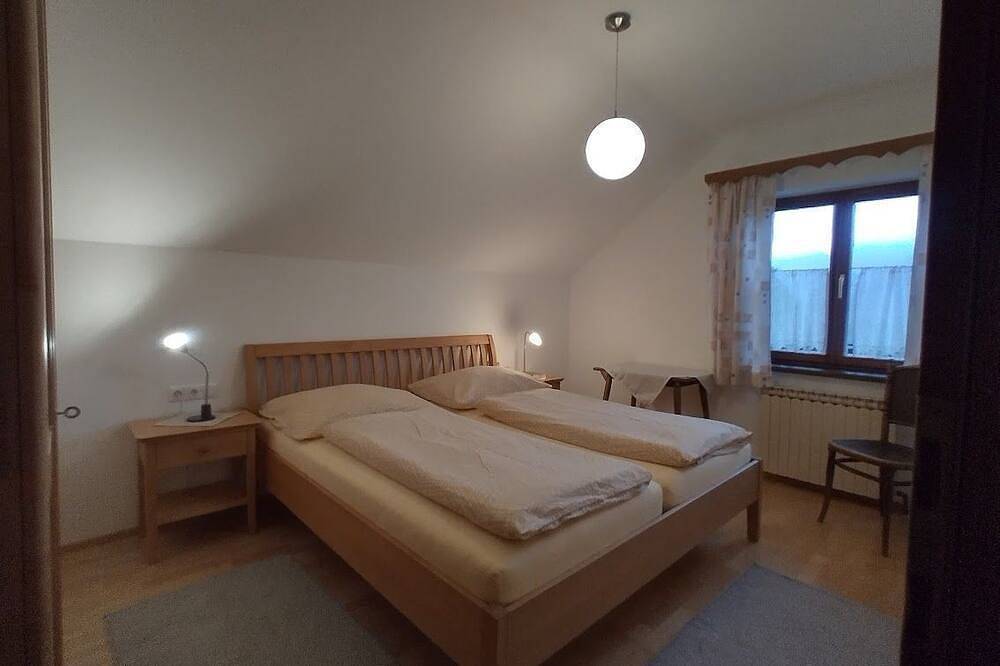 Ganze Wohnung, Fewo für bis zu 5 Pers. Balk. - Ferienwohnungen Haus Bianca und Sterngut in Salzkammergut-Berge, Unterach am Attersee
