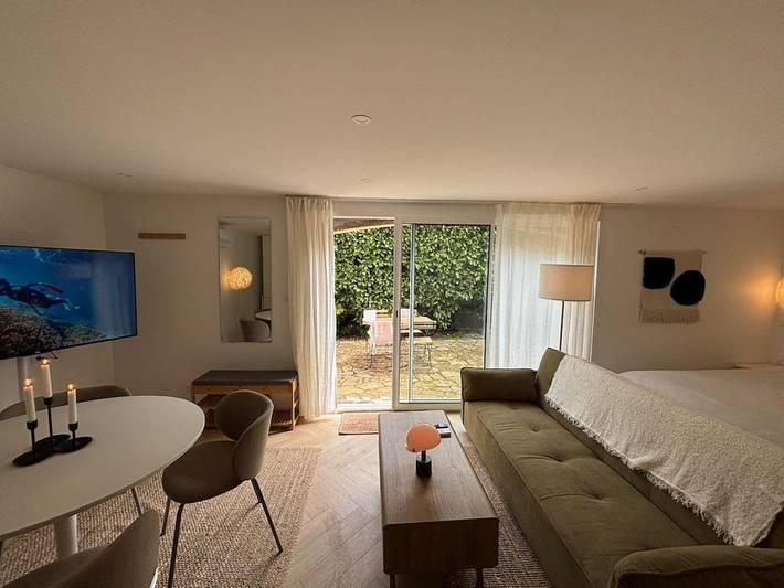 Gîte pour 3 personnes, avec jardin à Levens