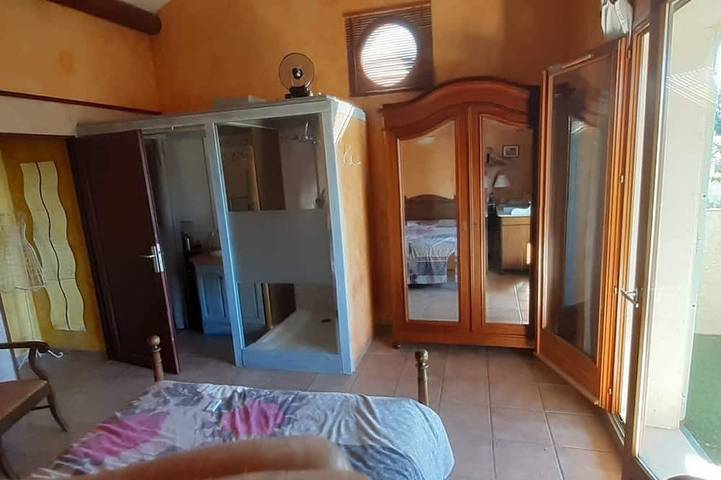 Location de vacances pour 4 personnes, avec jardin à Sainte-Cécile-les-Vignes - 2