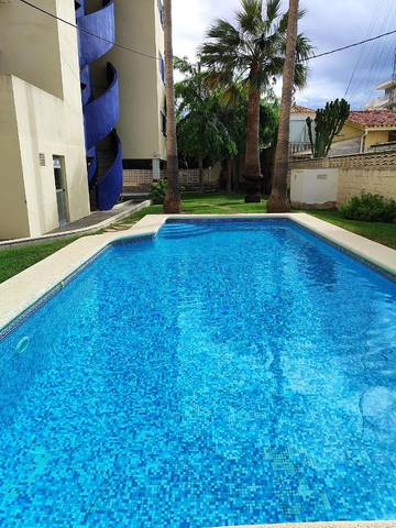 Gîte pour 4 personnes, avec piscine et terrasse à Piles