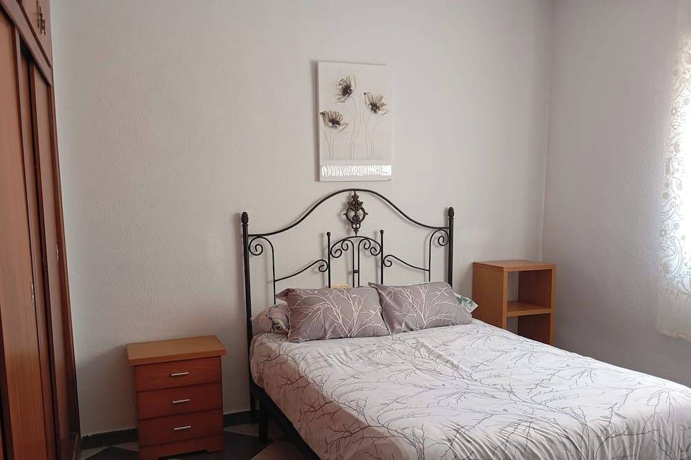 Entire apartment, Apartment Palomino Baeza. The comfort of a downtown apartment. Ideal for families. in Baeza, Jaén Province