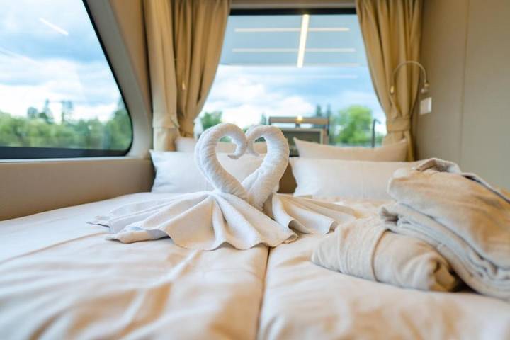 Boot für 4 Personen, mit Terrasse und Garten sowie Sauna und Ausblick in Sachsen-Anhalt - 3