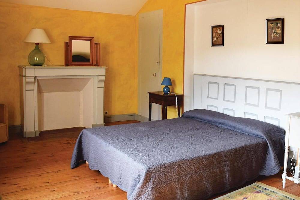 Gorgeous home in Chinon with Wifi in Chinon, Loire Valley
