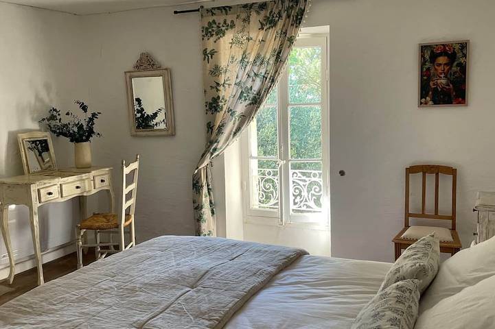 Authentic family Mas in the heart of Provence in Châteaurenard, Region de Arles