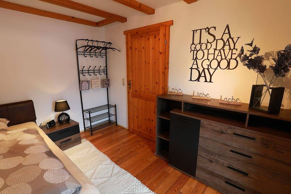 4 star holiday home \"Zum Weiher\" 160sqm in the heart of the Hunsrück-Hochwald National Park in Allenbach, Hunsrück