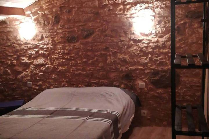 Location de vacances pour 6 personnes, avec jardin, animaux acceptés à Blanquefort-sur-Briolance - 2