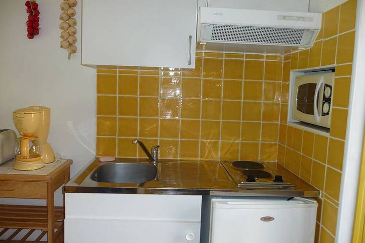 Gîte pour 2 personnes, avec jardin et piscine à Eyragues - 3