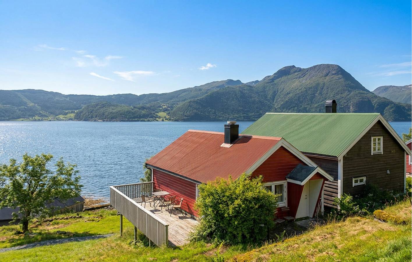 Ferienhaus für 8 Personen mit Terrasse in Bremanger