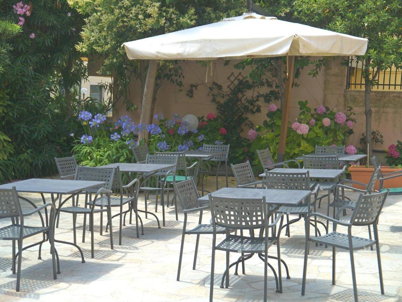 Hotel Flora in Celle Ligure, Riviera di Ponente