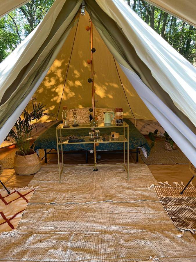Gîte pour 4 personnes, avec terrasse et vue ainsi que sauna et jardin à Montverdun - 2