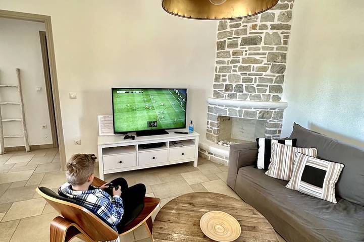 Location de vacances pour 8 personnes, avec jardin dans Aliki - 3