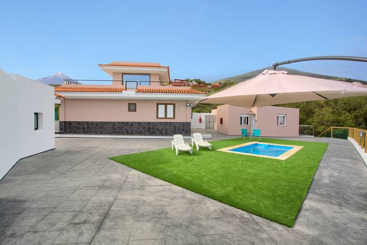 Apartamento entero, Apartamento de vacaciones 'Viva Forest Stevier' con vistas al mar, piscina compartida y Wi-Fi in La Vega (Canary Island), Icod de los Vinos