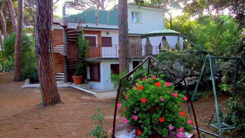 Ferienhaus für 4 Personen, mit Garten in Donoratico