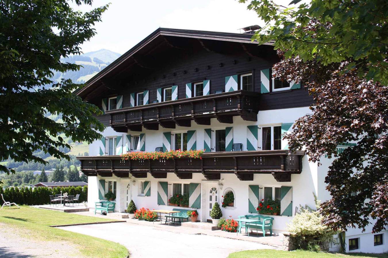 Ganze Ferienwohnung, Ferienwohnung mit Balkon und Parkplatz in Brixen im Thale, Kaisergebirge