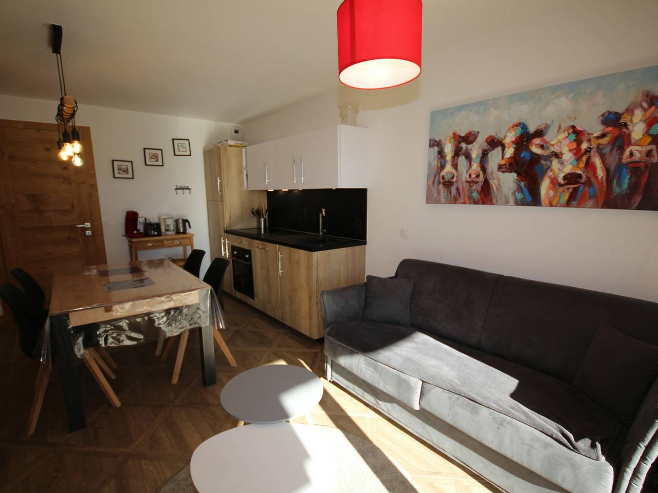 Apartamento entero, Apartamento de lujo en Hauteluce, 6 pers, 2 baños, estacionamiento, cerca de pistas y comercios in Les Saisies, Albertville region