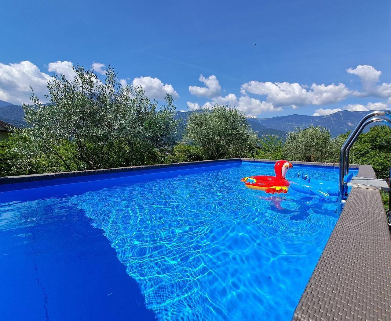 Ganze Ferienwohnung, Fewo mit Pool, Sauna und Whirlpool in Burgstall, Sarntaler Alpen