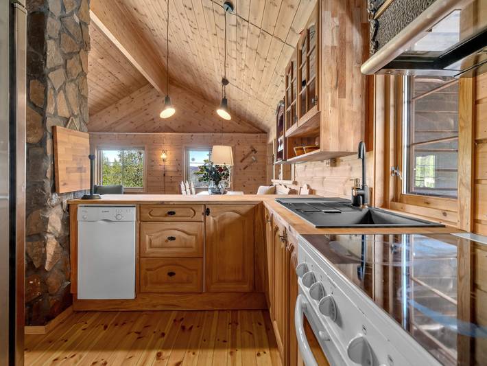 Ferienhaus für 6 Personen, mit Terrasse und Garten sowie Seeblick in Åseral - 4