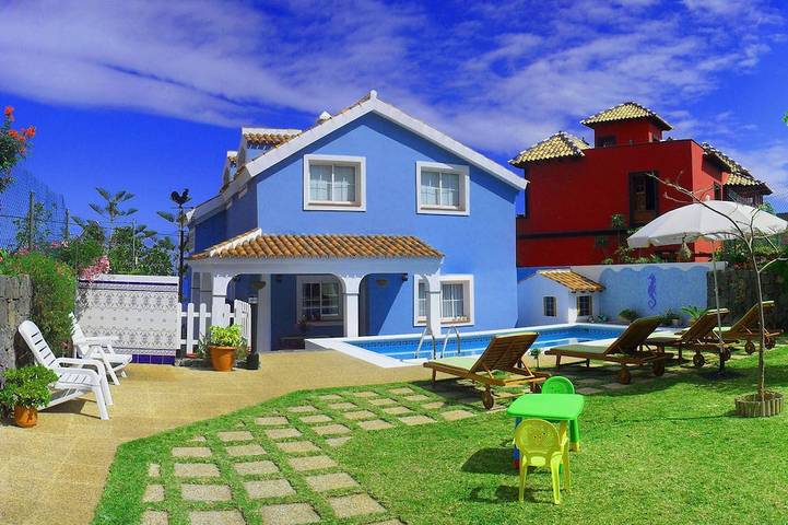 Villa für 4 Personen, mit Garten und Balkon - 1