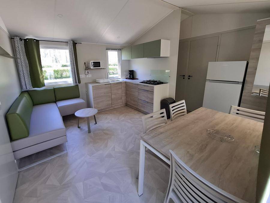 Camping Les Ecossais - Mobile home 8 persons - Mobil Home Le Pinson 6/8 persons in Isle-et-Bardais, Montluçon region
