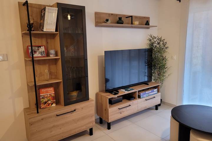 Ganze Wohnung, New apt at the slopes with private parking in Briançon, Serre Chevalier