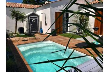Cottage pour 4 personnes, avec jardin dans Plage des Sables-Vignier