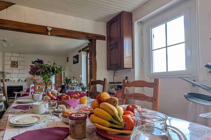 Alojamiento y desayuno para 2 personas, con jardín - 1