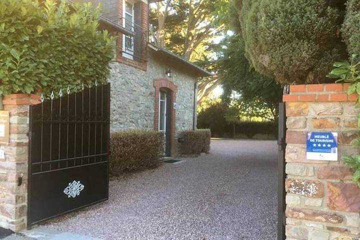 Apartamento en una finca con Spa privado y piscina climatizada. in Bain-de-Bretagne, Región de Redon