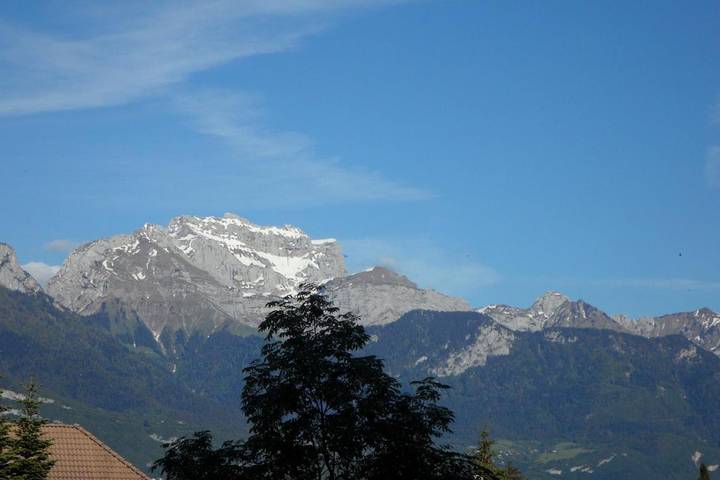 Chambre d’hôte pour 2 personnes, avec vue et jardin sur le Lac d'Annecy - 4