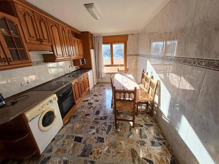 Casa rural para 10 personas, con balcón, Se admiten mascotas en Comunidad de Calatayud