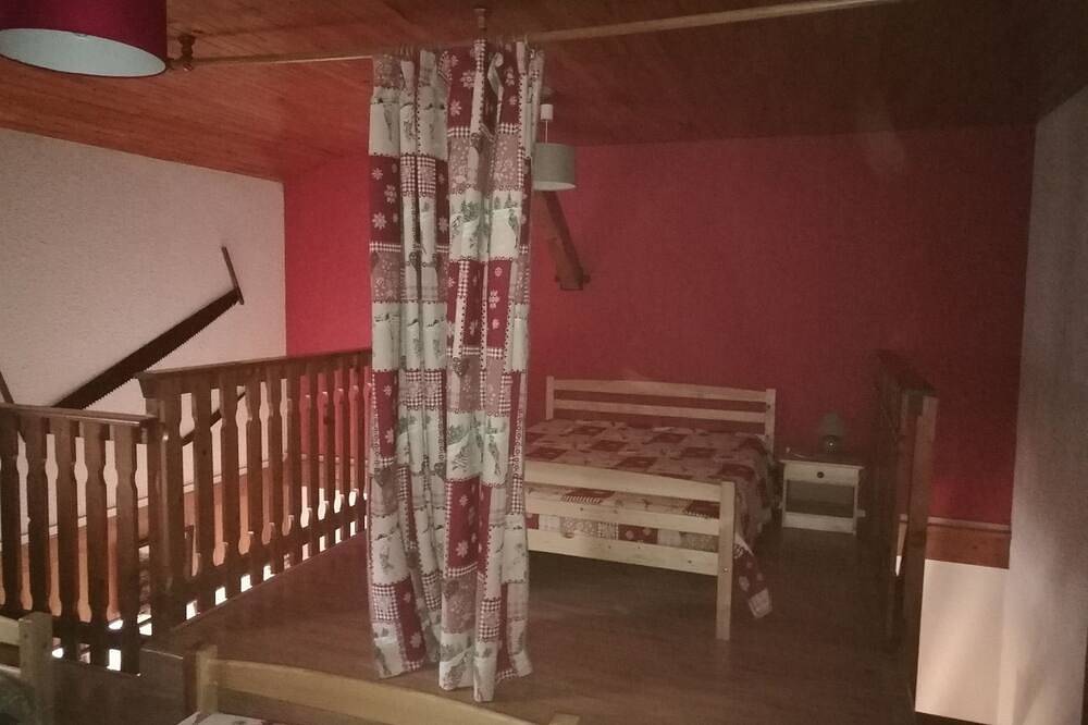 Ganze Wohnung, Hervorragende 2-Zimmer-Wohnung (1 Schlafzimmer) + Zwischengeschoss ...... am Fuße der Piste! in Lanslevillard, Region Saint-Jean-de-Maurienne