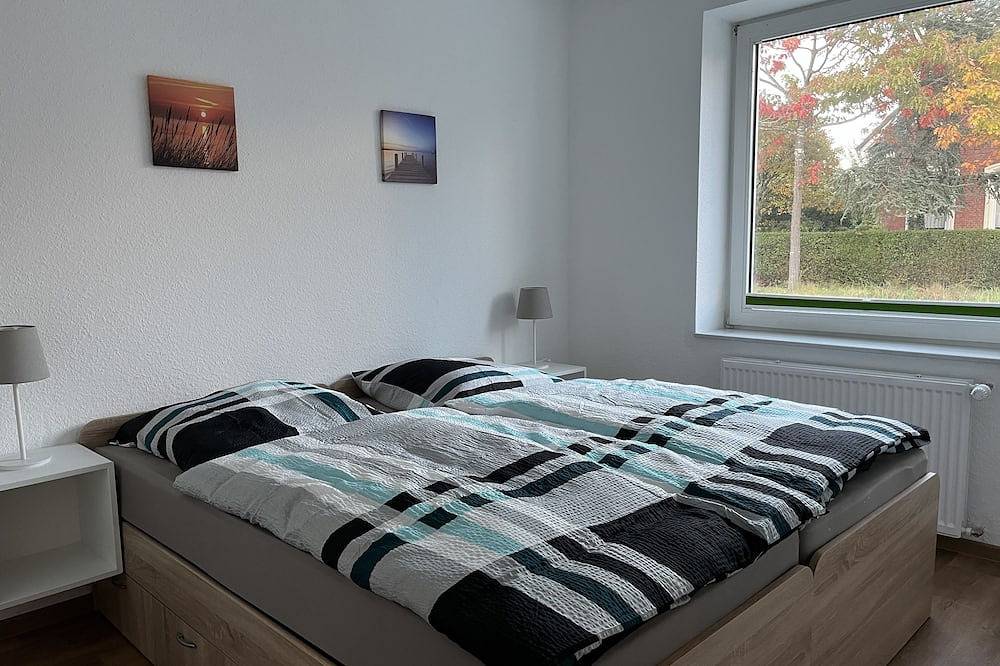 Ganze Wohnung, Ferienwohnung in Emsdeichnähe in Emden, Nordseeküste