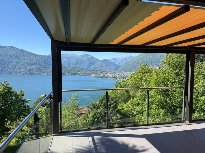 Ferienhaus für 6 Personen, mit Seeblick und Garten, mit Haustier in Gambarogno