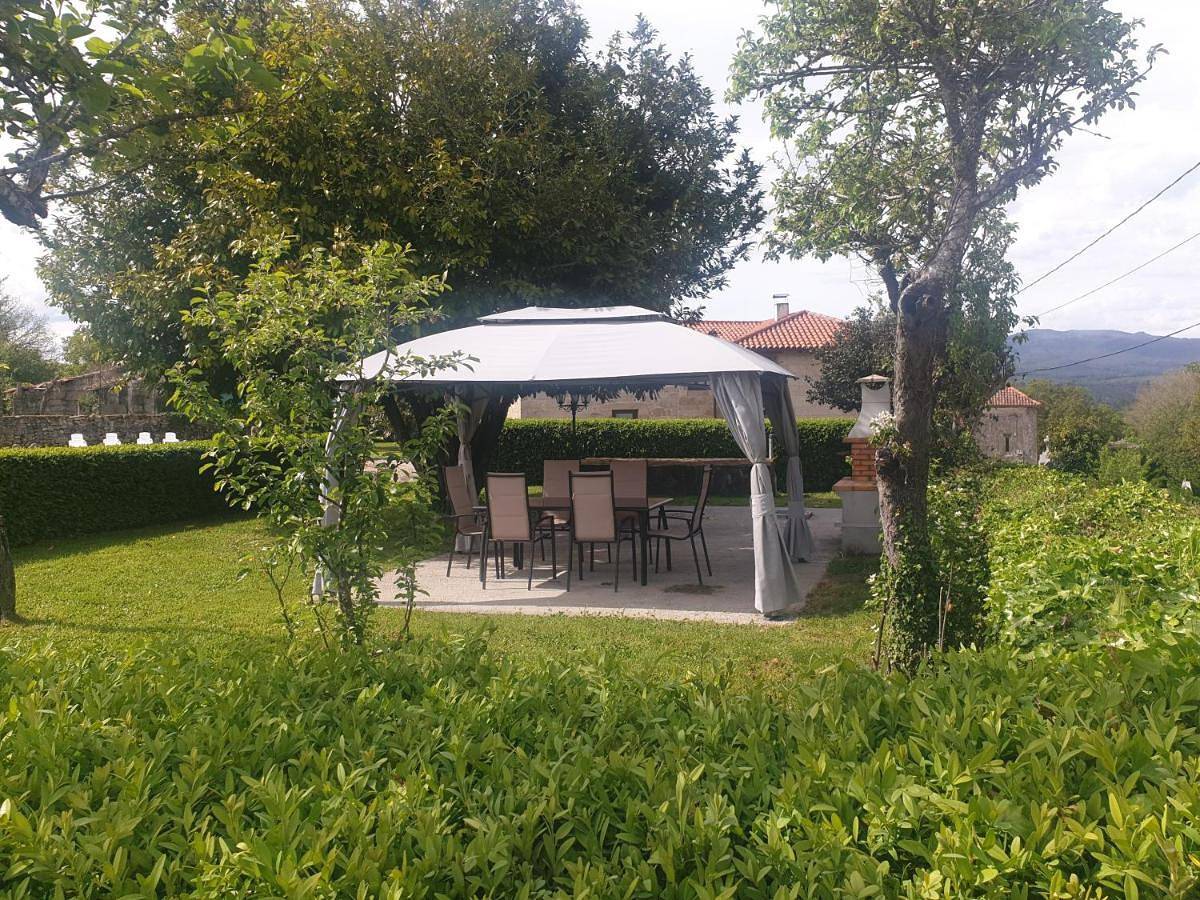 Casa Rural Rectoral Santa Baia in Vilamarín, Ourense und Umgebung