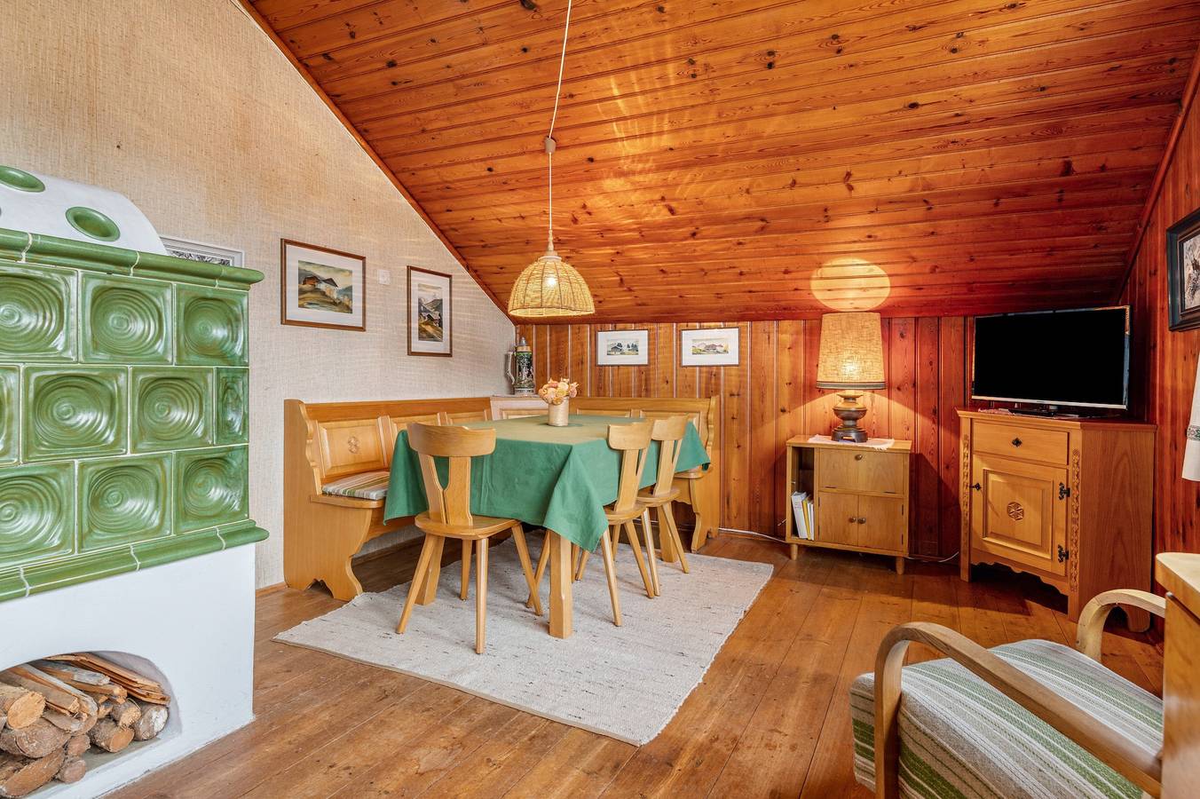 Ganze Wohnung, Ferienwohnung 'Haus Botter' mit Bergblick und Wlan in Klobenstein, Ritten