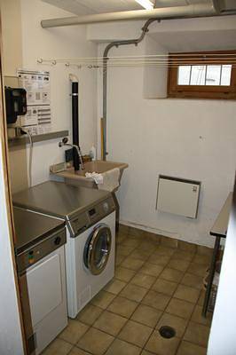 Ganze Ferienwohnung, Dachwohnung Plazzetta 23 - Ferienwohnung mit 5 1/2 Zimmern in Sent, Unterengadin