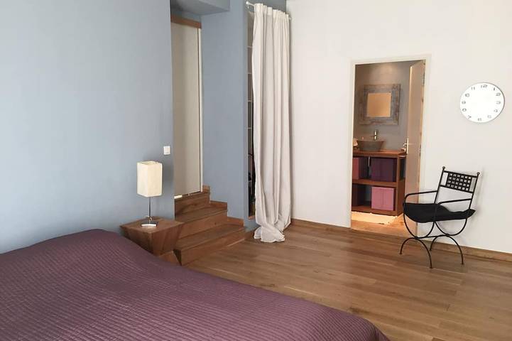 Location de vacances pour 8 personnes, avec jardin et terrasse à Castillon-du-Gard - 3