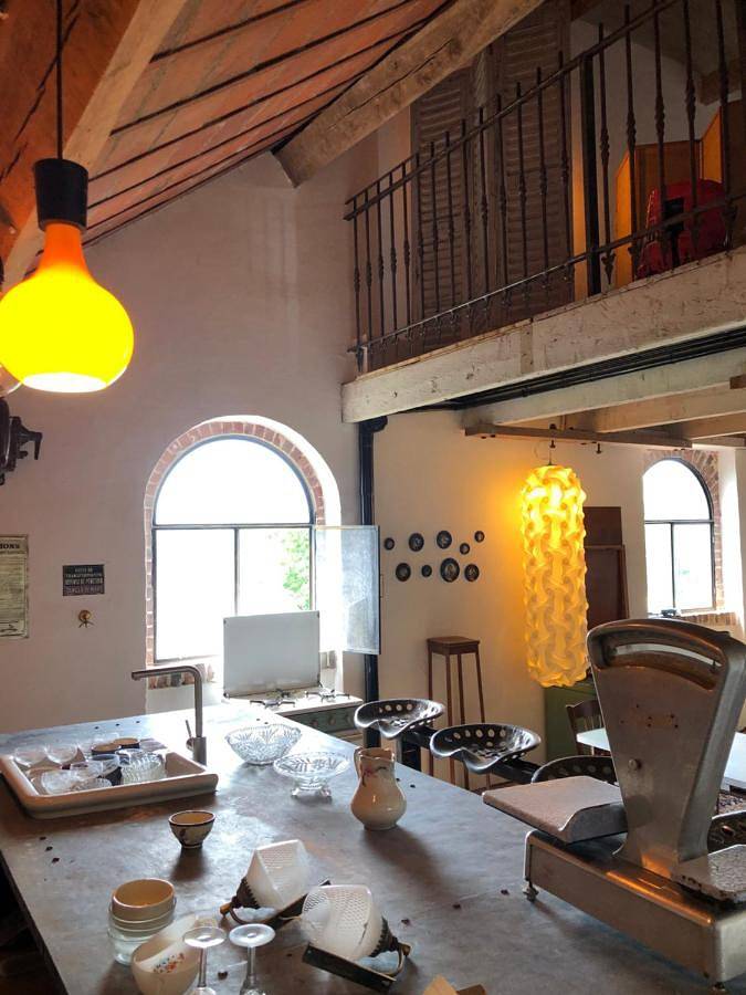 Gîte pour 9 personnes, avec terrasse et vue dans Chaudon - 3