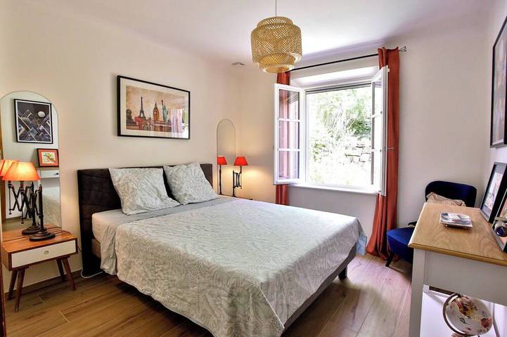 Location de vacances pour 8 personnes, avec jardin et terrasse à Cuers - 4