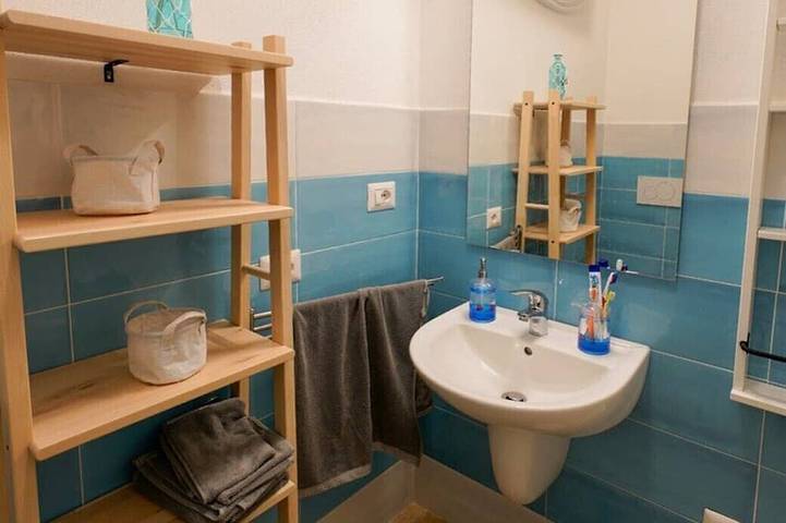 Ganze Wohnung, Apartment with patio near the beach in Isola Rossa, Trinità d'Agultu e Vignola