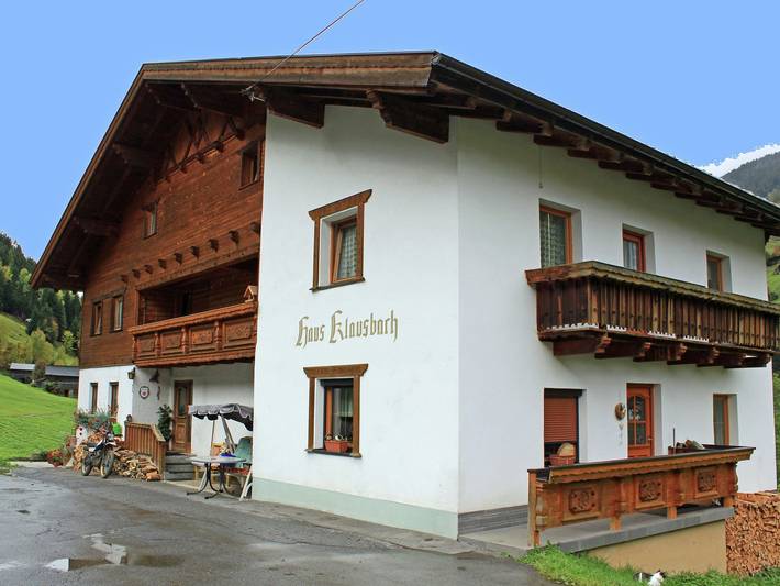Ferienwohnung für 4 Personen, mit Balkon und Terrasse sowie Garten in See - 2