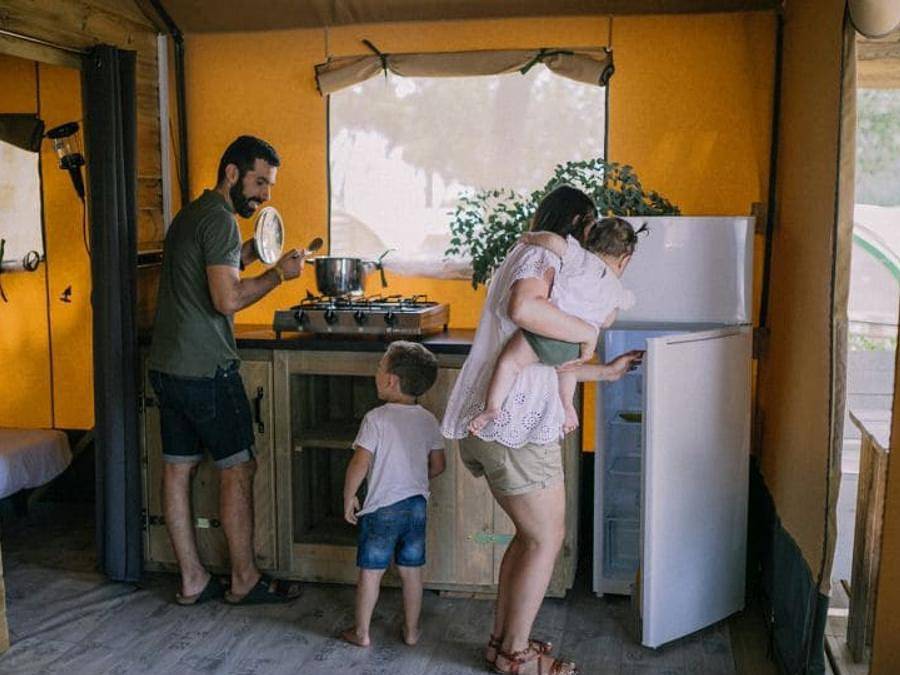 Camping Sènia Cala Gogo Internacional - Tent 4 personen - Kentia in Platja de Can Cristus (Calonge), Calonge