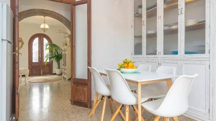 Villa in Mancor de la Vall, Majorca Center für 6 