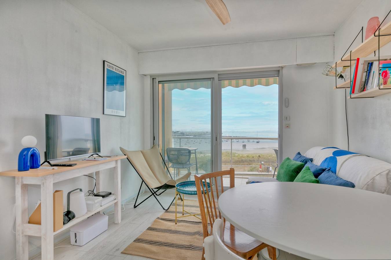 Ganze Wohnung, Ferienwohnung 'Appartement Front De Mer - Terrasse' mit Meerblick, Balkon und Wlan in Pornichet, Côte d'Amour
