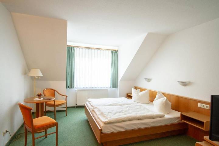 BnB für 3 Personen, mit Garten und Ausblick sowie Terrasse in Ahrenshoop - 2